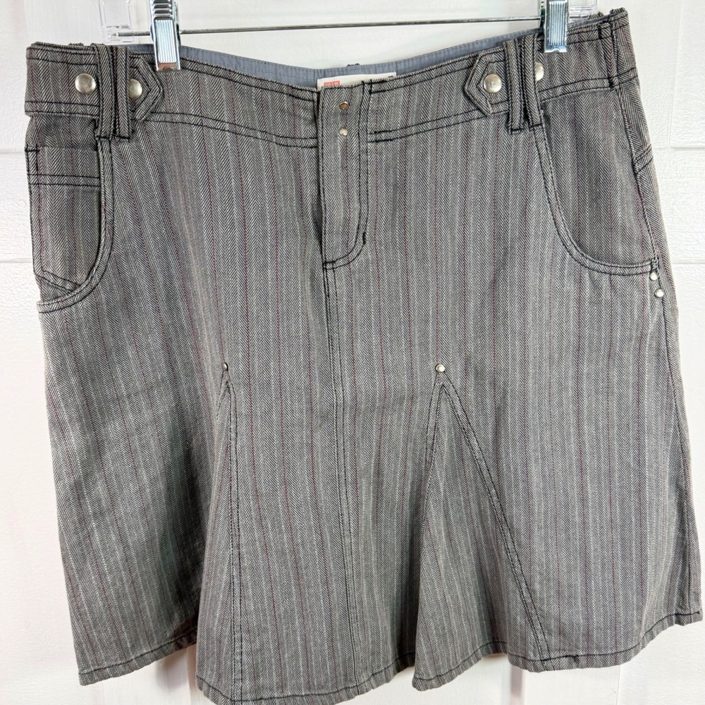 VTG Urban Outfitters Grey Herringbone Pinstripe Flare Knee Godet Mini Skirt Sz 9